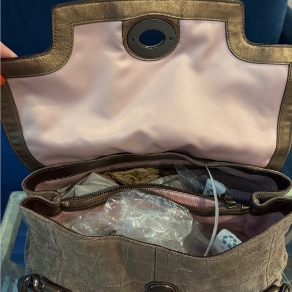 Coach Limited Edition Hamptons Taupe Suede Shoulder Bag - Picture 5 of 11